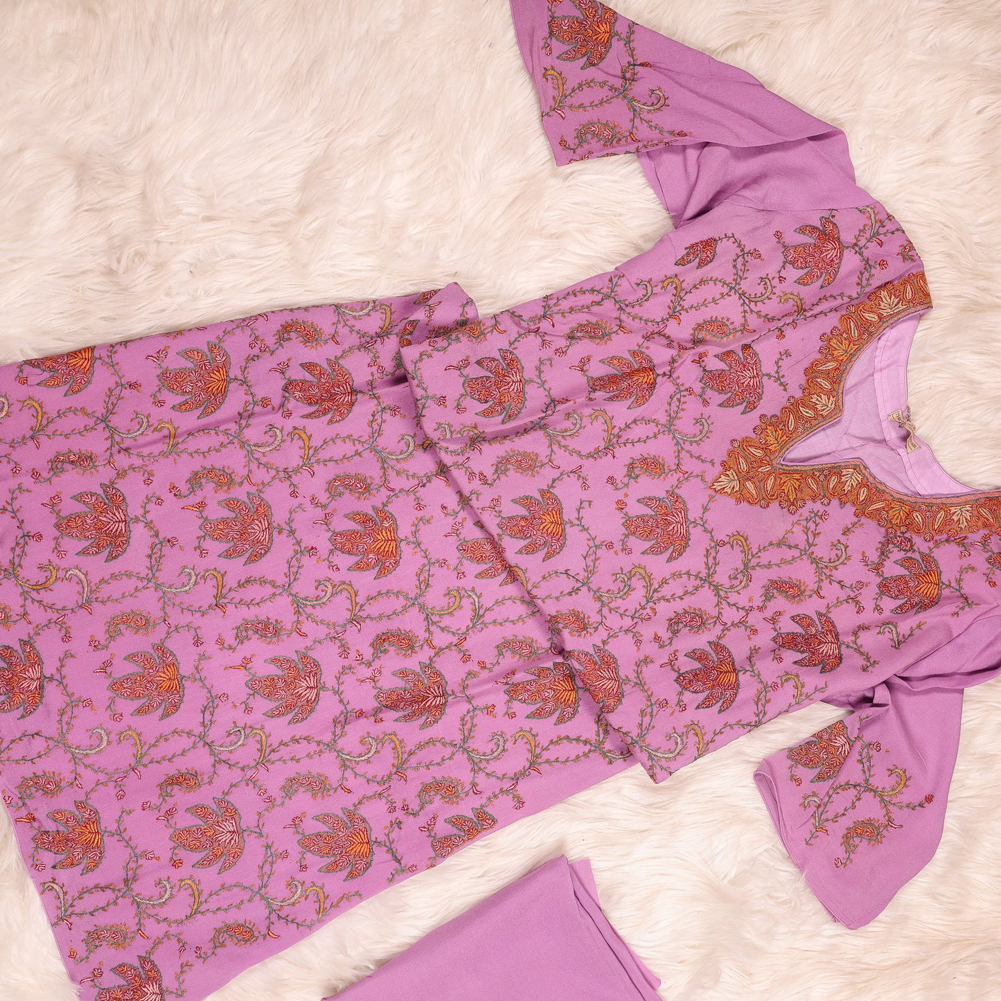 Mauve Pure Crepe Pashmina Haath Kadhai Work Suit