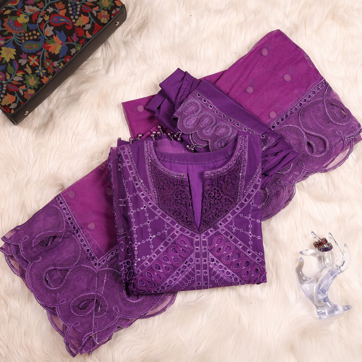 Pakistani Aubergine Suit With Pants and Dupatta