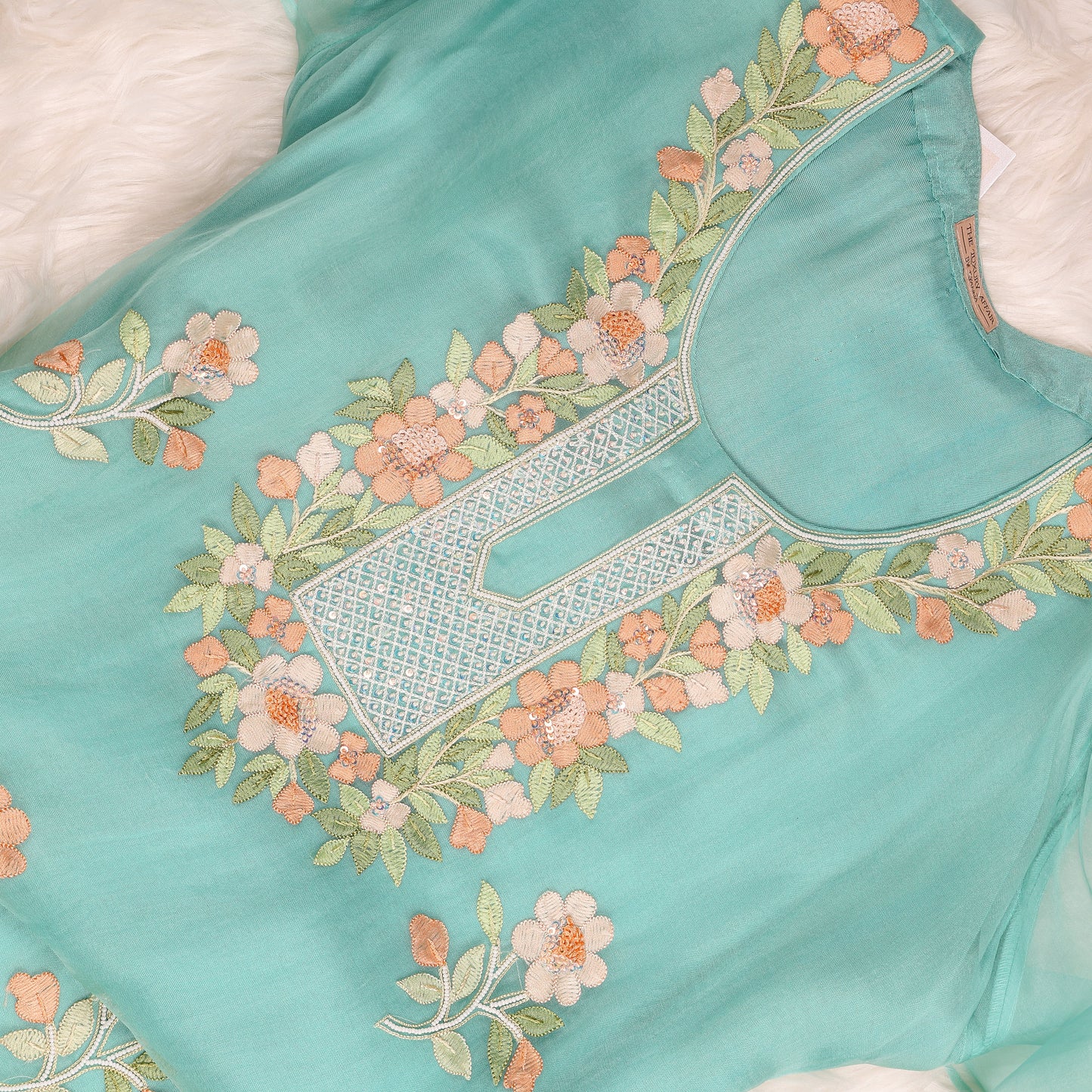 Feroze Organza Parsi Gara suit
